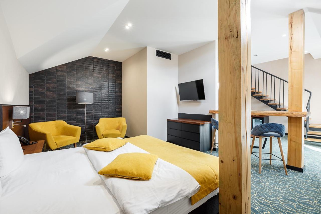 Ведмежа Гора Panorama Spa Resort Yaremche Room photo