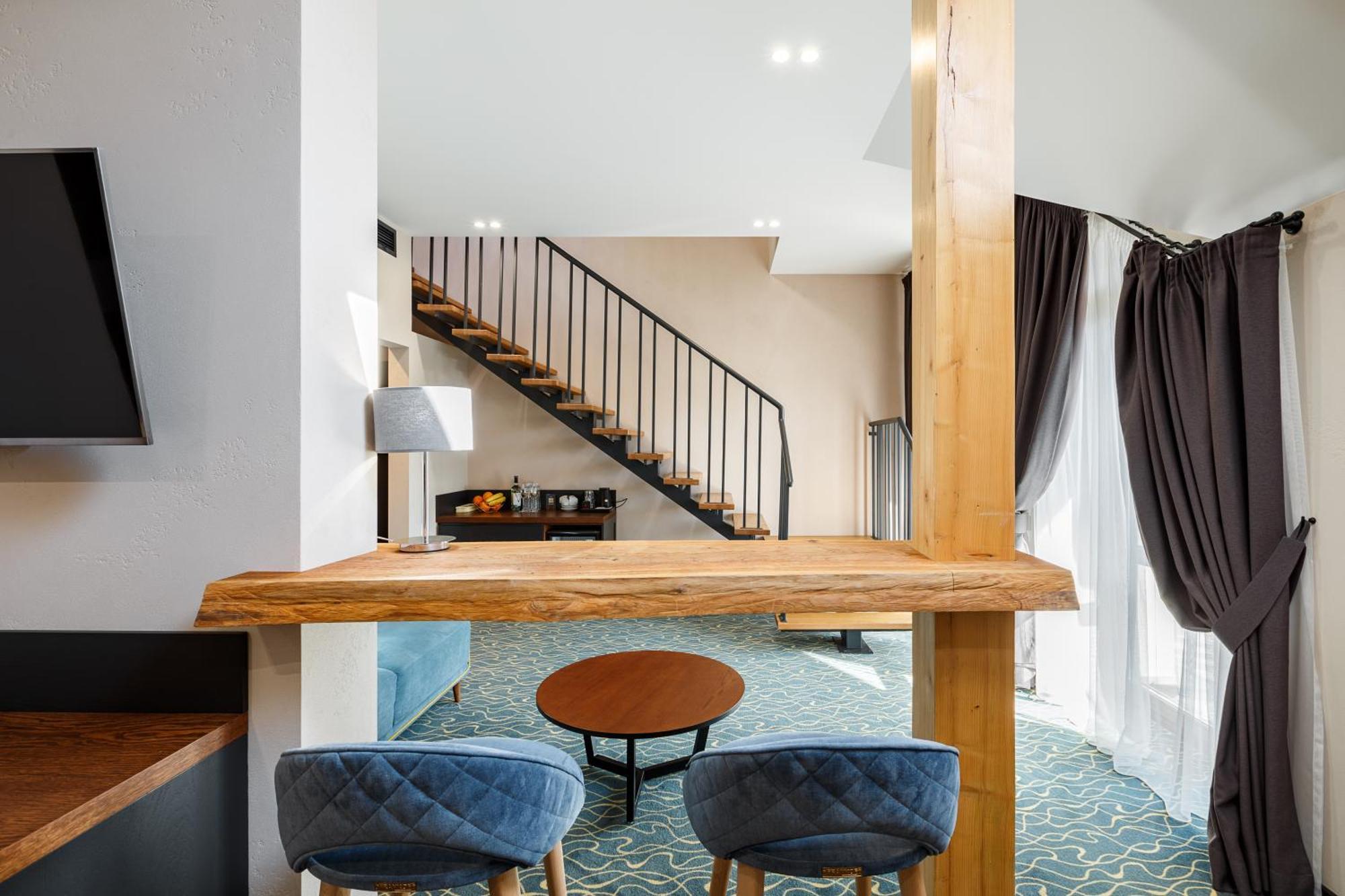 Ведмежа Гора Panorama Spa Resort Yaremche Room photo